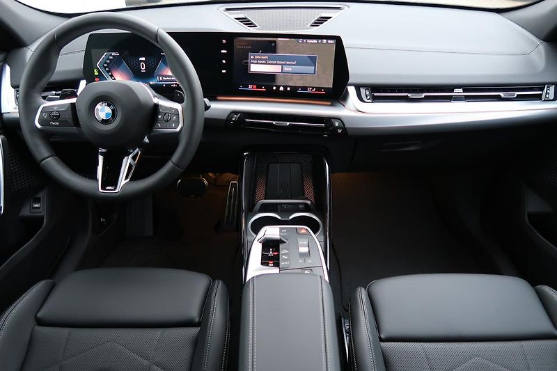 BMW X2 sDrive20i - fotka 4 z 6
