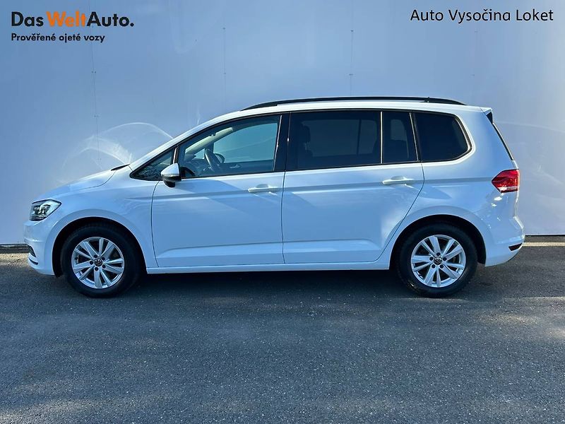 Volkswagen Touran (2023) 2.0 TDI 110kW DSG LED - fotka 3 z 35