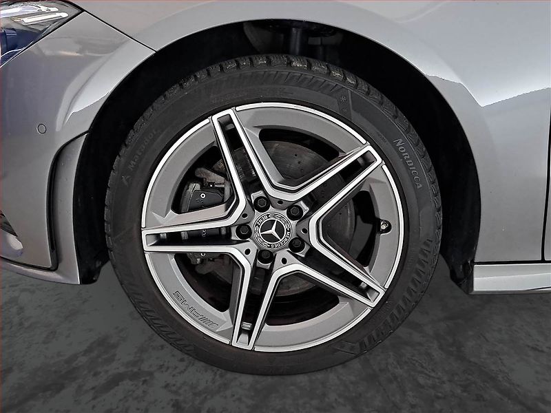 Mercedes-Benz CLA (2020) 250 e - fotka 15 z 24