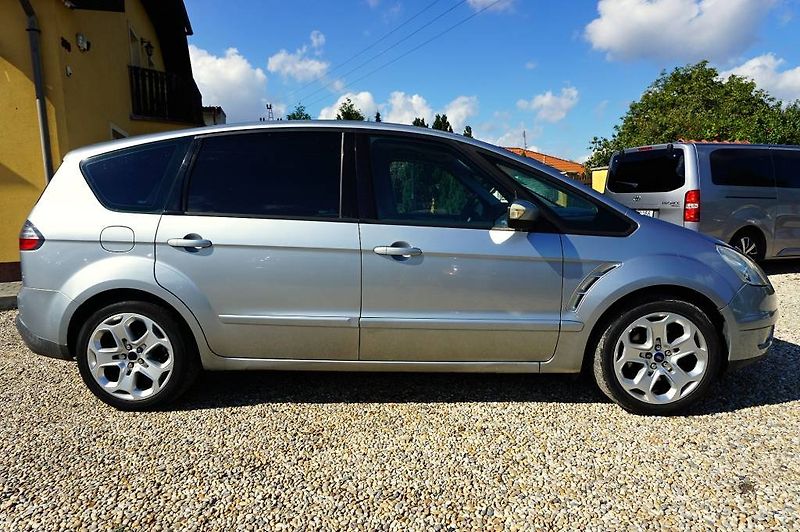 Ford S-MAX (2006) 1,8 TDCI 92 kW - fotka 3 z 26