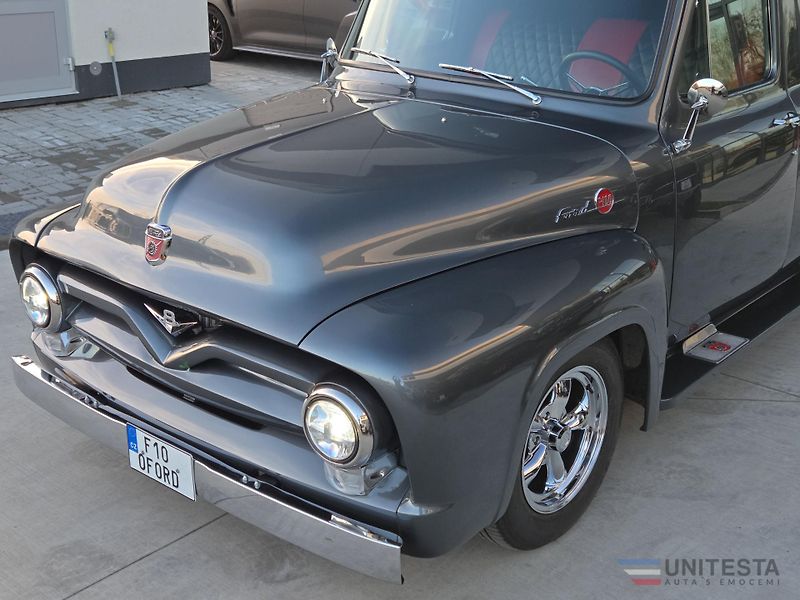 Ford F-150 (1955) 1955 Ford F100 Panel  - fotka 7 z 16
