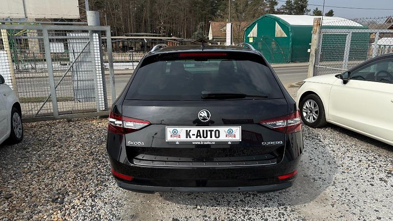 Škoda Superb (2018) 2.0TDi 110kW *ALU*Navi*DSG* - fotka 5 z 22
