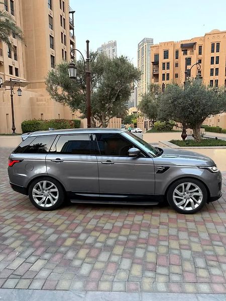 Land Rover Range Rover Sport (2020) Sportovní SUV 4x4 - fotka 3 z 10