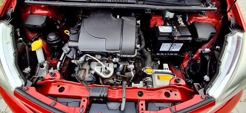 Toyota Yaris 1.0 VVT-i 51 kw - fotka 28 z 33