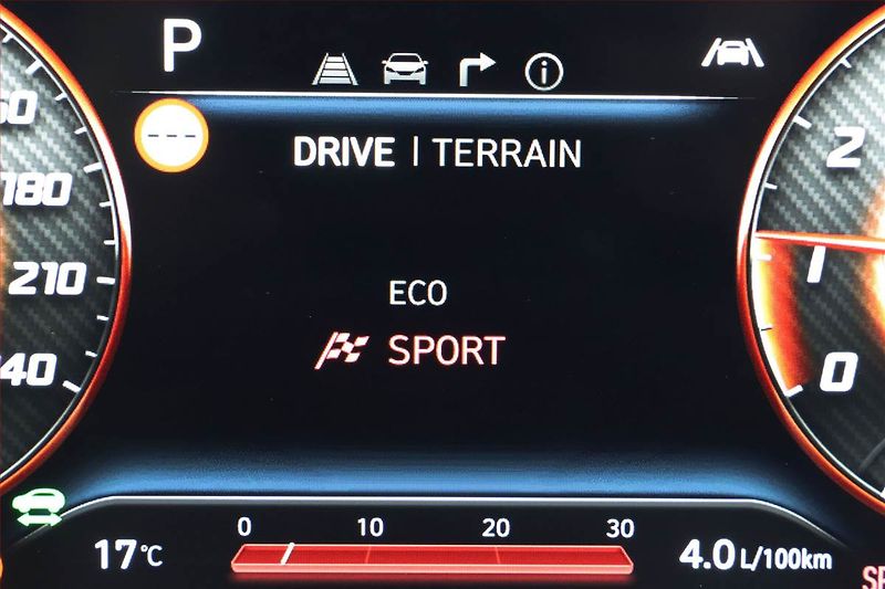 Hyundai Tucson (2021) Style 1.6 T-GDI PHEV - fotka 13 z 31