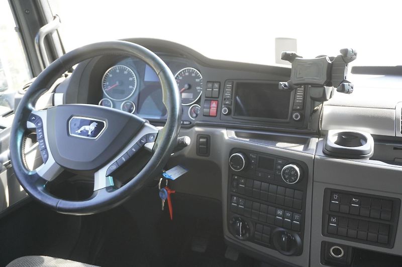 MAN TGX (2021) 18.470 4x4H tractor unit - fotka 16 z 24
