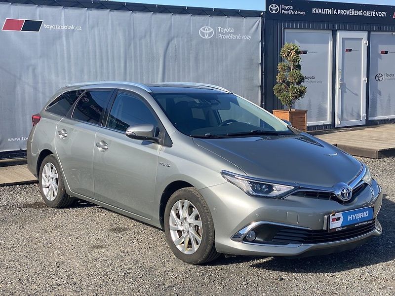 Toyota Auris 1.8HSD, ČR, Executive, záruka - fotka 1 z 20
