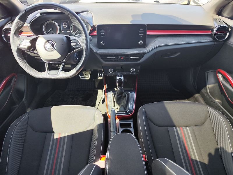 Škoda Fabia 1.5 TSi/110kW Monte Carlo DSG - fotka 13 z 31