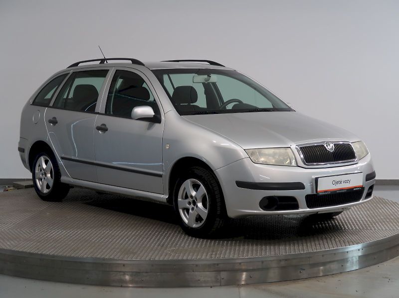 Škoda Fabia (2005) AMBIENTE 1,4i 16V 55KW KLIMA - fotka 6 z 23