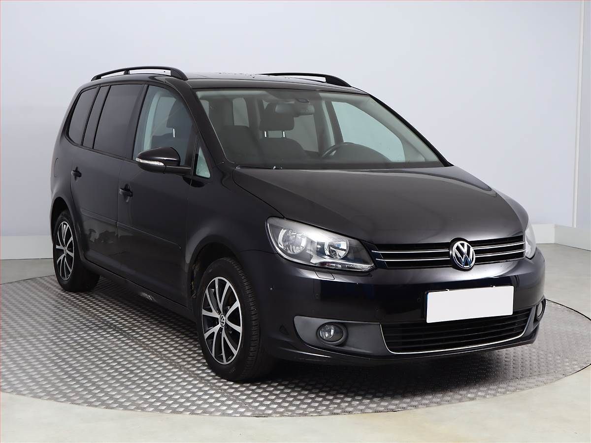 Volkswagen Touran 1.4 TSI, 7 míst, Tempomat