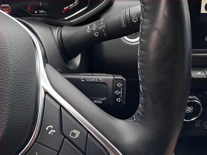 Renault Clio (2020) 1.0 TCe, ČR,1.maj, Kůže, Navi - fotka 19 z 19