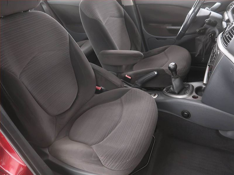 Citroën C5 (2007) 1.6 HDi , po STK, Tažné - fotka 9 z 18