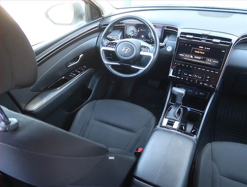 Hyundai Tucson (2021) 1.6 CRDi 48V MHEV - fotka 7 z 20