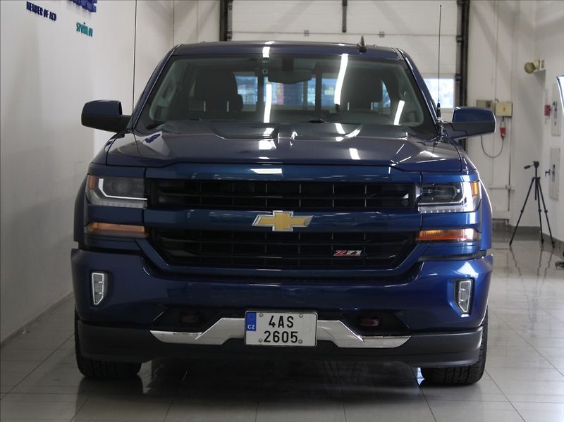 Chevrolet Silverado 5,3 V8 264kW 4x4 Akční CENA! - fotka 2 z 20