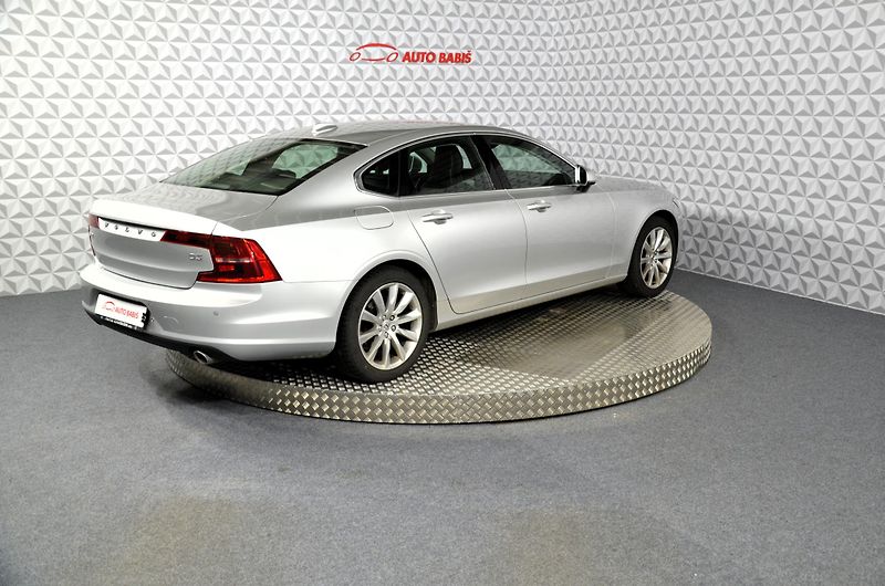 Volvo S90 (2018) D3 - fotka 5 z 18