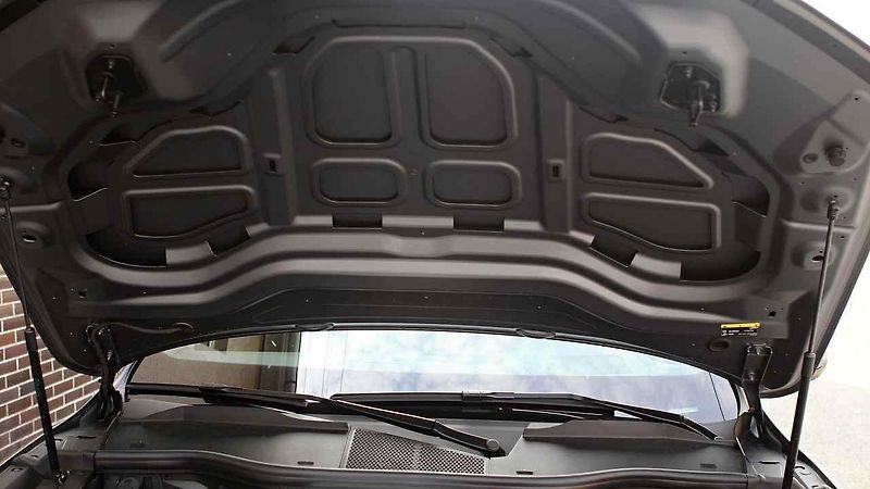 Audi e-tron má pohon přední i zadní nápravy