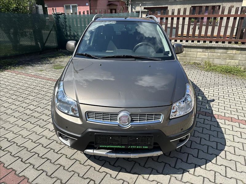 Fiat Sedici 1,6 4x4 KLIMA - fotka 10 z 21