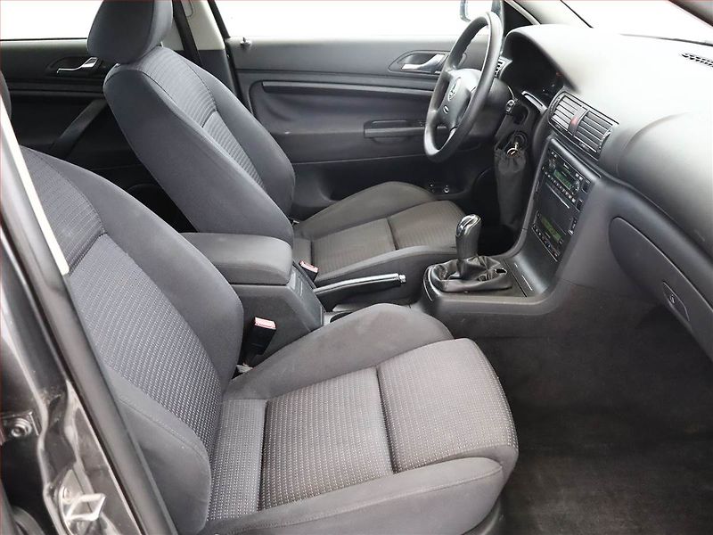 Škoda Superb (2005) 1.9 TDI, Serv.kniha - fotka 7 z 13