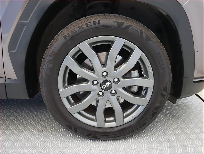 Hyundai Tucson (2021) Family 1.6 T-GDI - fotka 15 z 18