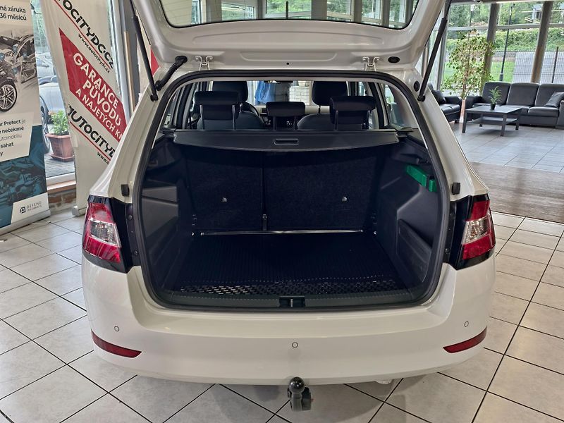 Škoda Fabia 1.0 TSi 81kW TEMPOMAT, PDC, ČR - fotka 12 z 22