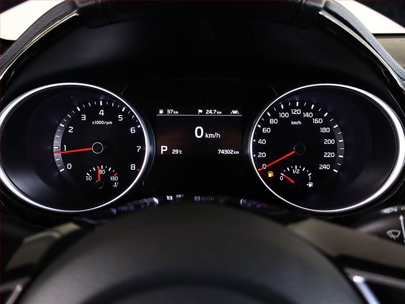 Kia XCeed (2019) 1.4 T-GDI, Automat, Serv.kniha - fotka 9 z 19