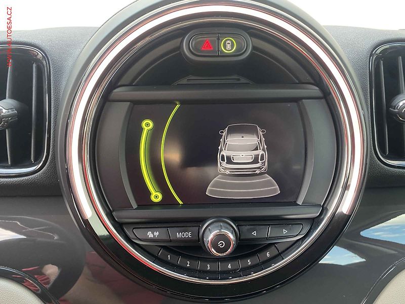 Mini Countryman (2017) 1.5i, ČR, servis.kniha, LED - fotka 17 z 17