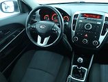 Kia Ceed (2011) 1.6 CVVT, ČR,1.maj, Serv.kniha - náhled 7