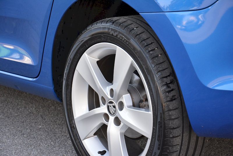Škoda Rapid (2018) 1.0 TSI 81 KW Ambition PLUS - fotka 18 z 23