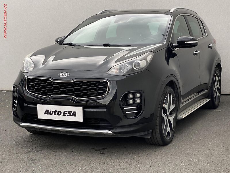 Kia Sportage (2016) 2.0 CRDi, GT Line, panor - fotka 3 z 20