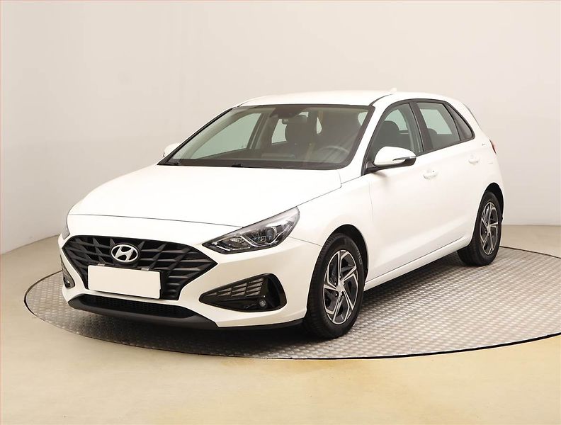 Hyundai i30 (2022) 1.5 DPI, ČR,1.maj, Serv.kniha - fotka 2 z 21