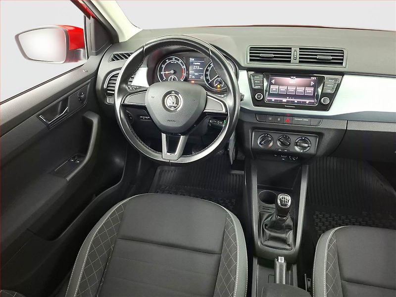 Škoda Fabia (2018) Ambition 1.0 TSI, ČR,1.maj - fotka 7 z 13