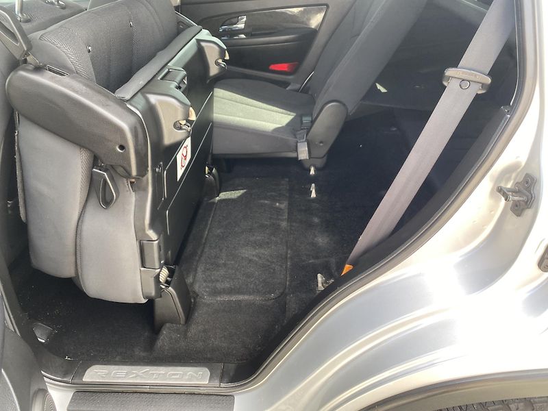 SsangYong Rexton 2.0CD-i 4x4 7M MAN 155PS 170KM - fotka 103 z 151