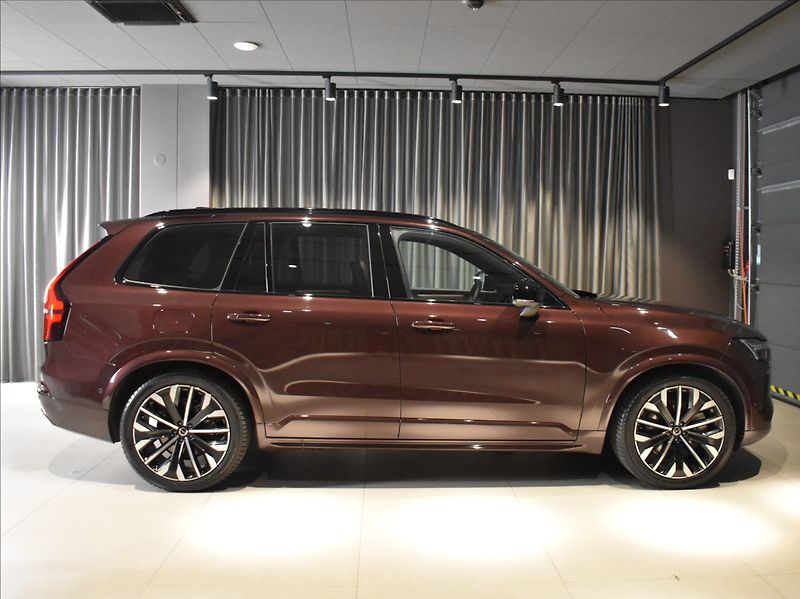 Volvo XC90 2,0 T8 AWD Ultra Masáže,Vzduch - fotka 3 z 30