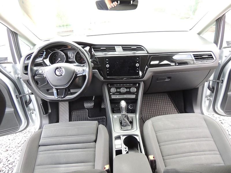 Volkswagen Touran (2018) 1.4TSi,110kw,7míst,Top výbava, - fotka 11 z 55