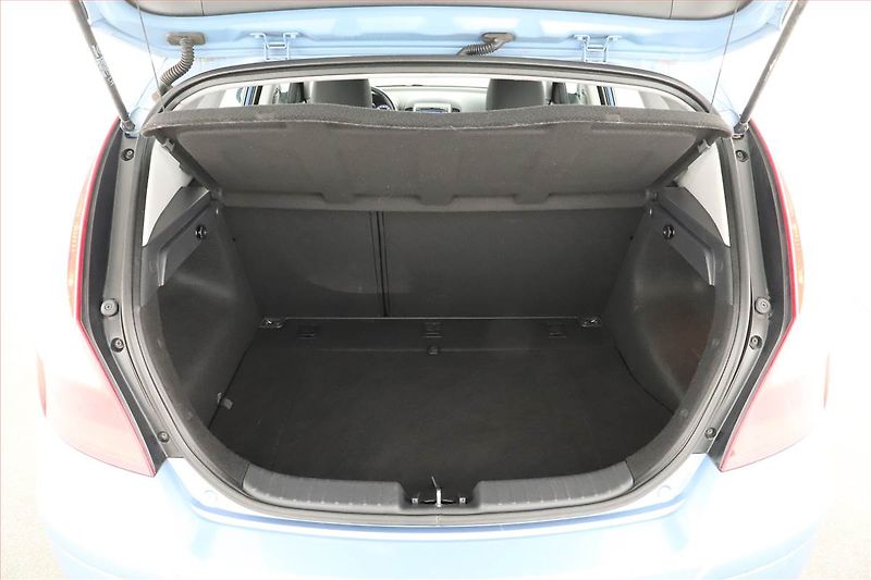 Hyundai i30 (2011) 1.4 CVVT, ČR,1.maj, Serv.kniha - fotka 12 z 13