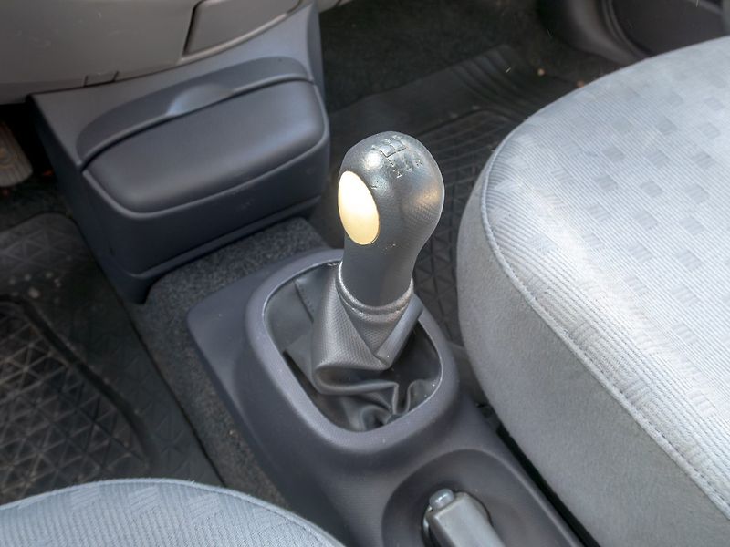 Nissan Micra (2003) 1.25i 59KW – PO ROZVODECH - fotka 20 z 36