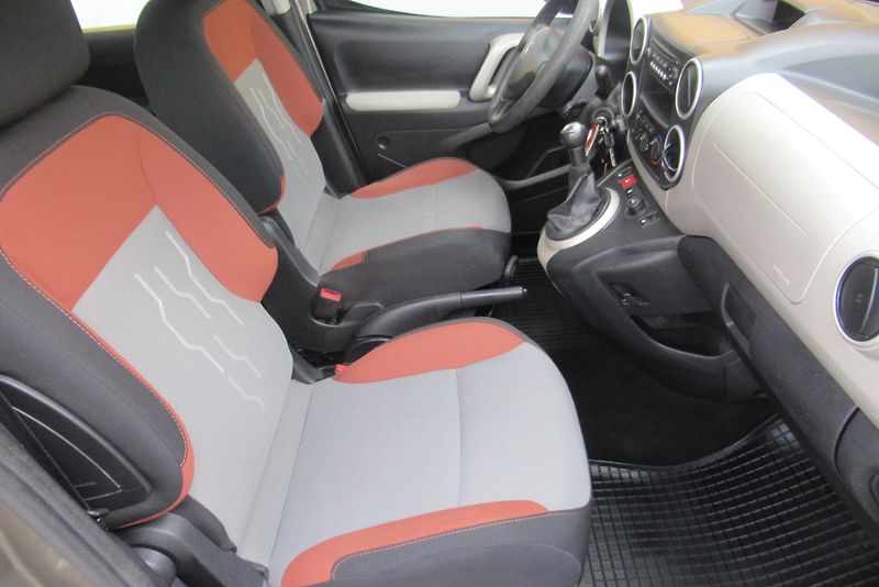 Peugeot Partner 1.6 HDi KLIMA PŮVOD ČR - fotka 15 z 19