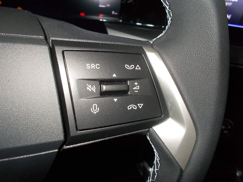 Opel Frontera (2026) Edition Hybrid 1.2 TURBO (81kW - fotka 18 z 28