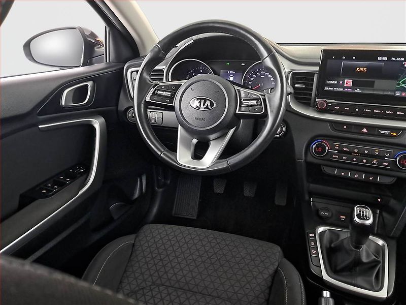 Kia Ceed (2022) 1.6 CRDi, Serv.kniha, Navi - fotka 7 z 21