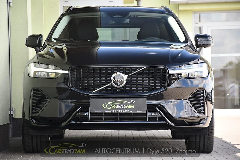 Volvo XC60 2.0T8 R-Desing RECHARGE - fotka 8 z 54