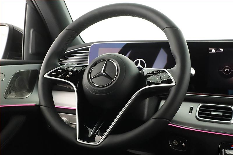 Mercedes-Benz GLE (2026) 300 d, ADVANTAGE, KEYLESS - fotka 8 z 31