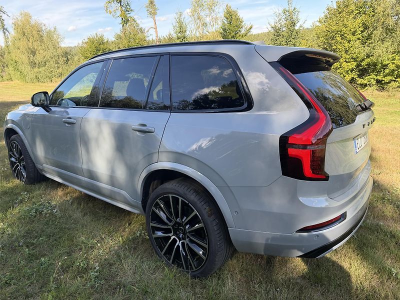 Volvo XC90 T8 ULTRA DARK,AWD,360,POLESTAR - fotka 7 z 31