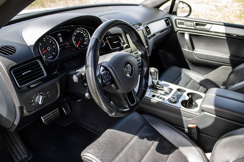 Volkswagen Touareg - fotka 16 z 40