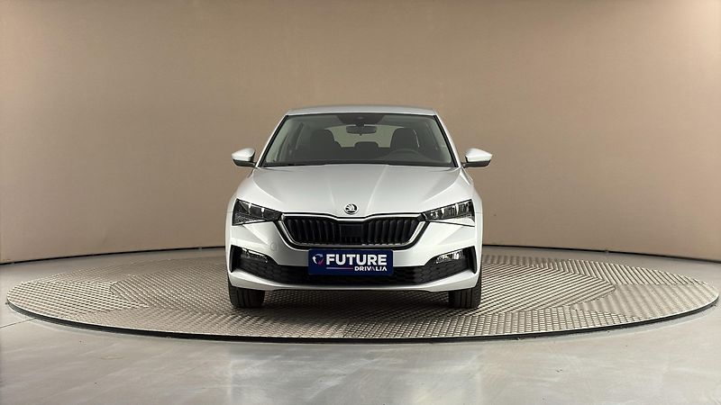 Škoda Scala 1.0 TSI Ambition - fotka 3 z 23