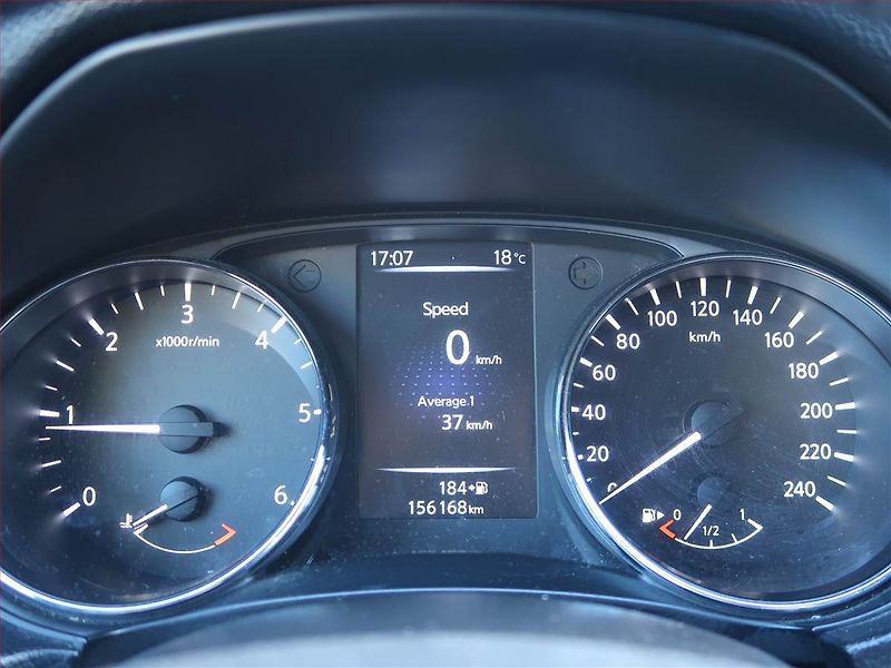 Nissan Qashqai (2014) 1.5 dCi, Serv.kniha, Tempomat - fotka 10 z 15