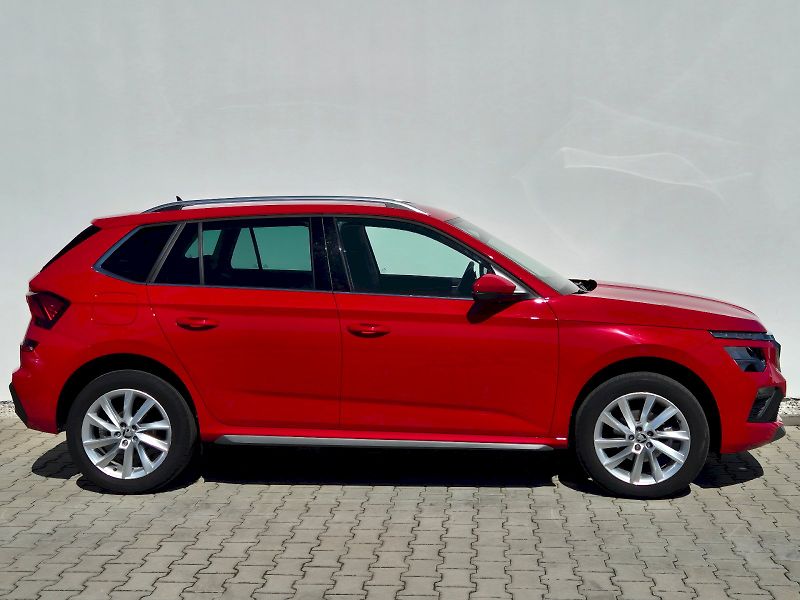 Škoda Kamiq (2025) Top Selection 1.0TSi 85kW 7° a - fotka 9 z 30