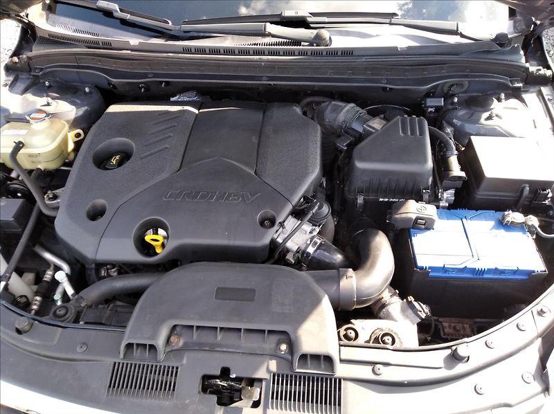 Hyundai i30 1,6 CRDi VGT 66kW Comfort - fotka 14 z 14