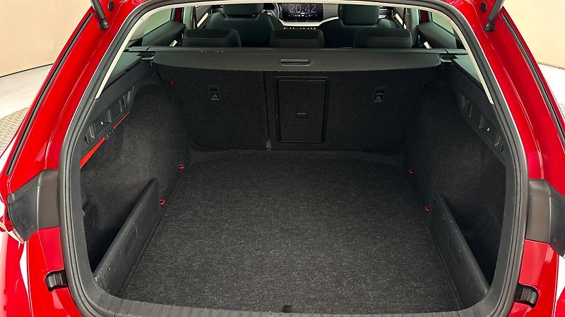 Škoda Octavia 1.5 TSI Style Combi - fotka 17 z 26