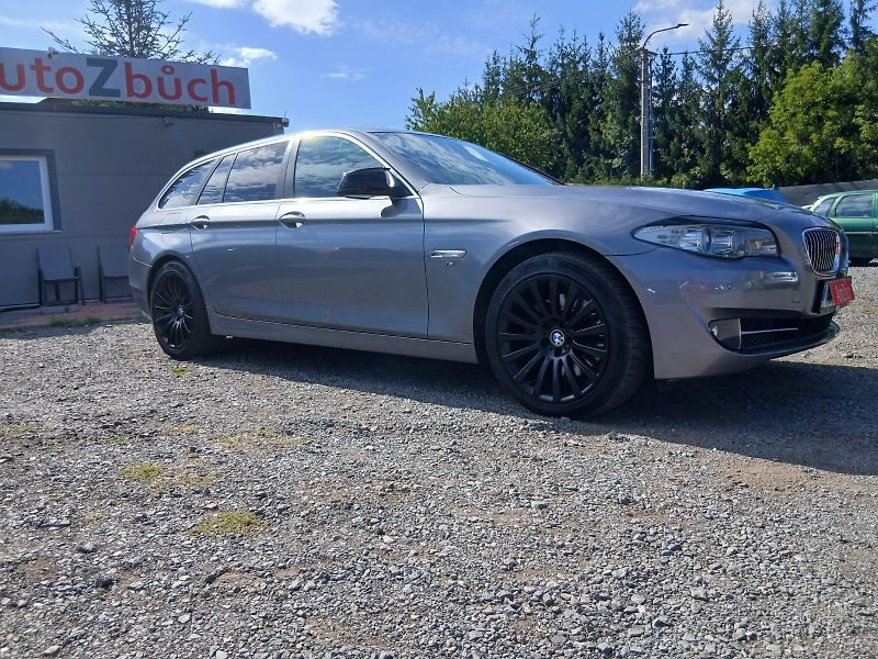 BMW Řada 5 530 D, X Drive,  4x4, 190 kW - fotka 6 z 47