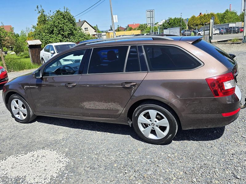 Škoda Octavia 1.4TSI ELEGANCE 1Majitel - fotka 3 z 20